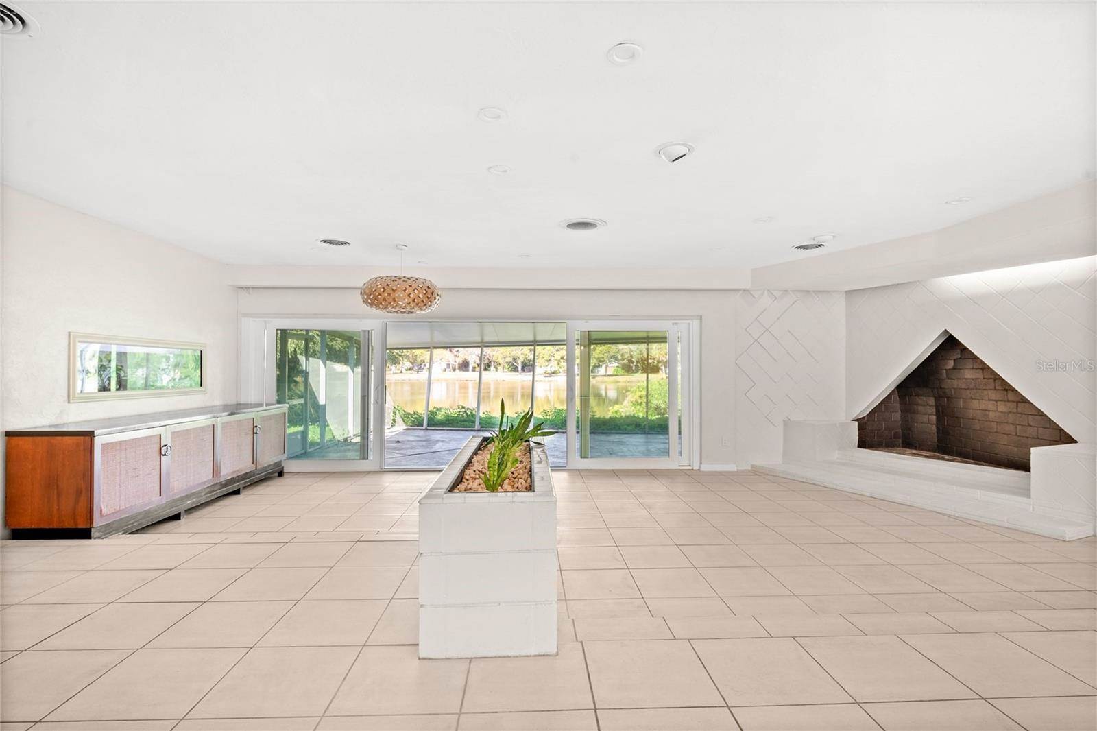 801 Pinellas Point Drive South, Saint Petersburg, FL 33705