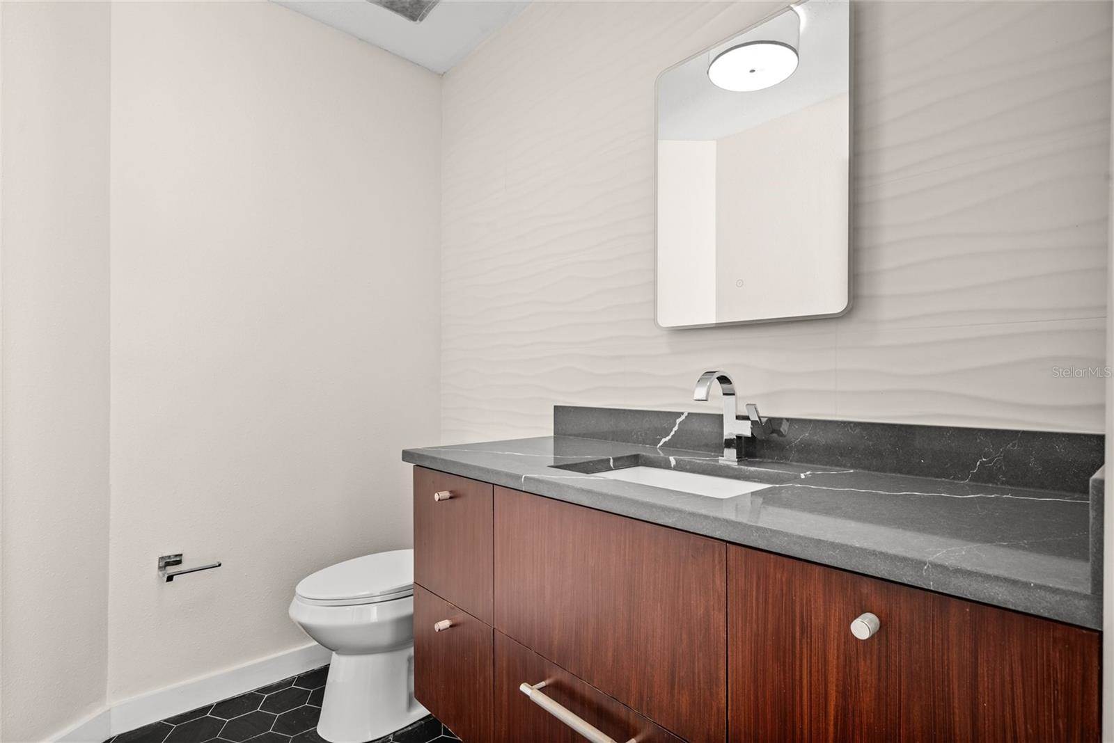 801 Pinellas Point Drive South, Saint Petersburg, FL 33705