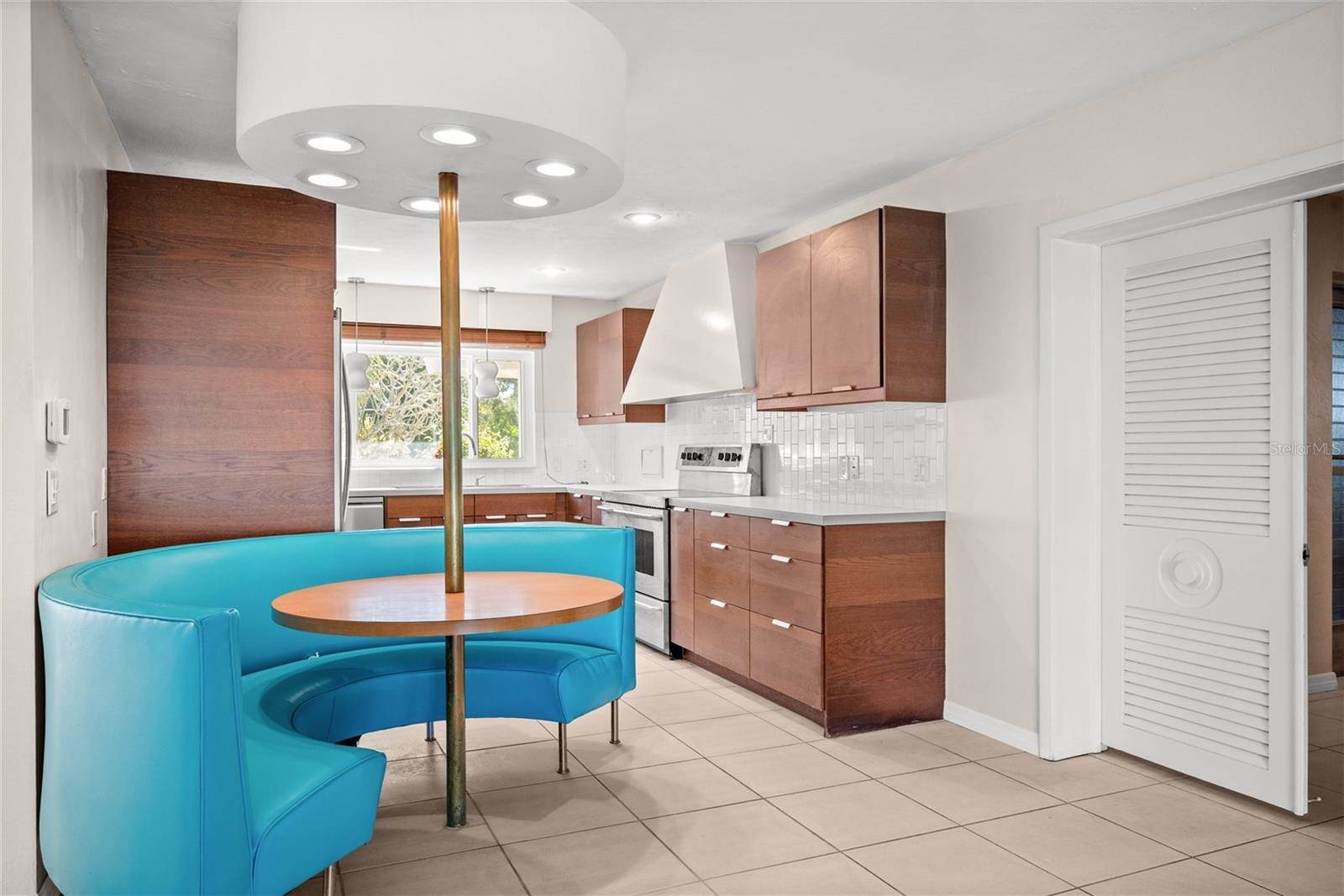 801 Pinellas Point Drive South, Saint Petersburg, FL 33705