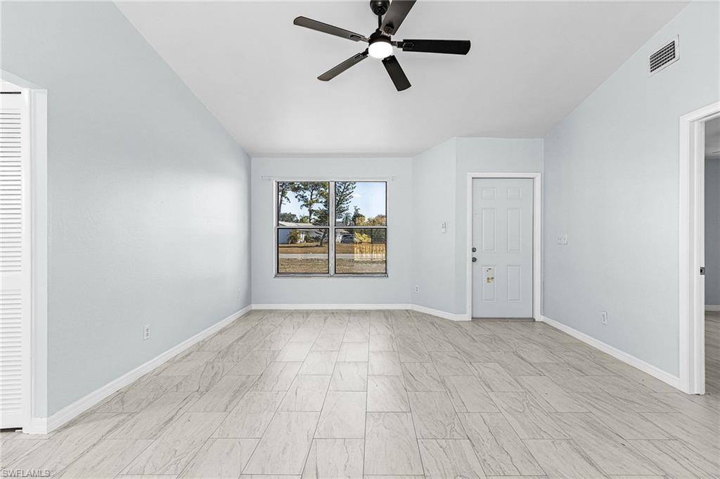 17176 Phlox Dr, Fort Myers, FL 33967