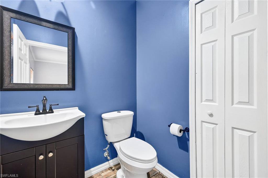 3258 Tamara DR 2, Naples, FL 34109