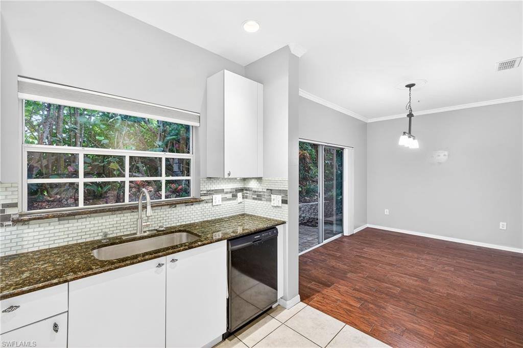 3258 Tamara DR 2, Naples, FL 34109