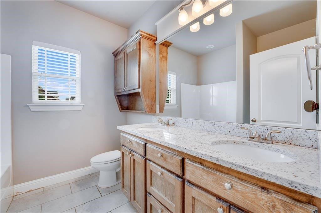 2505 SW Worthington Avenue, Bentonville, AR 72713