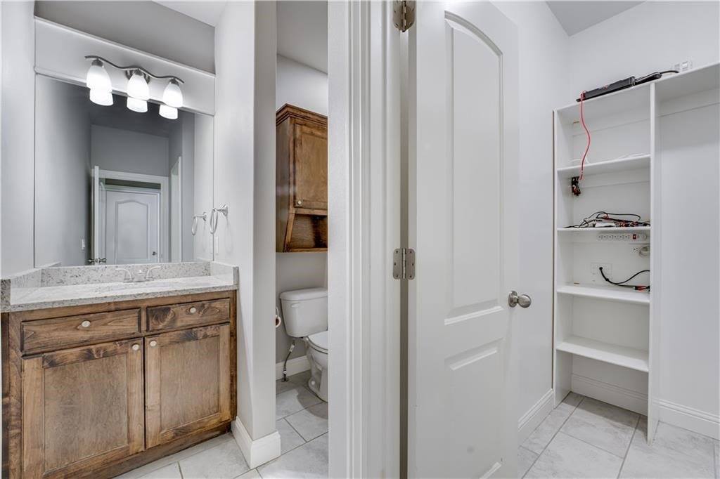 2505 SW Worthington Avenue, Bentonville, AR 72713