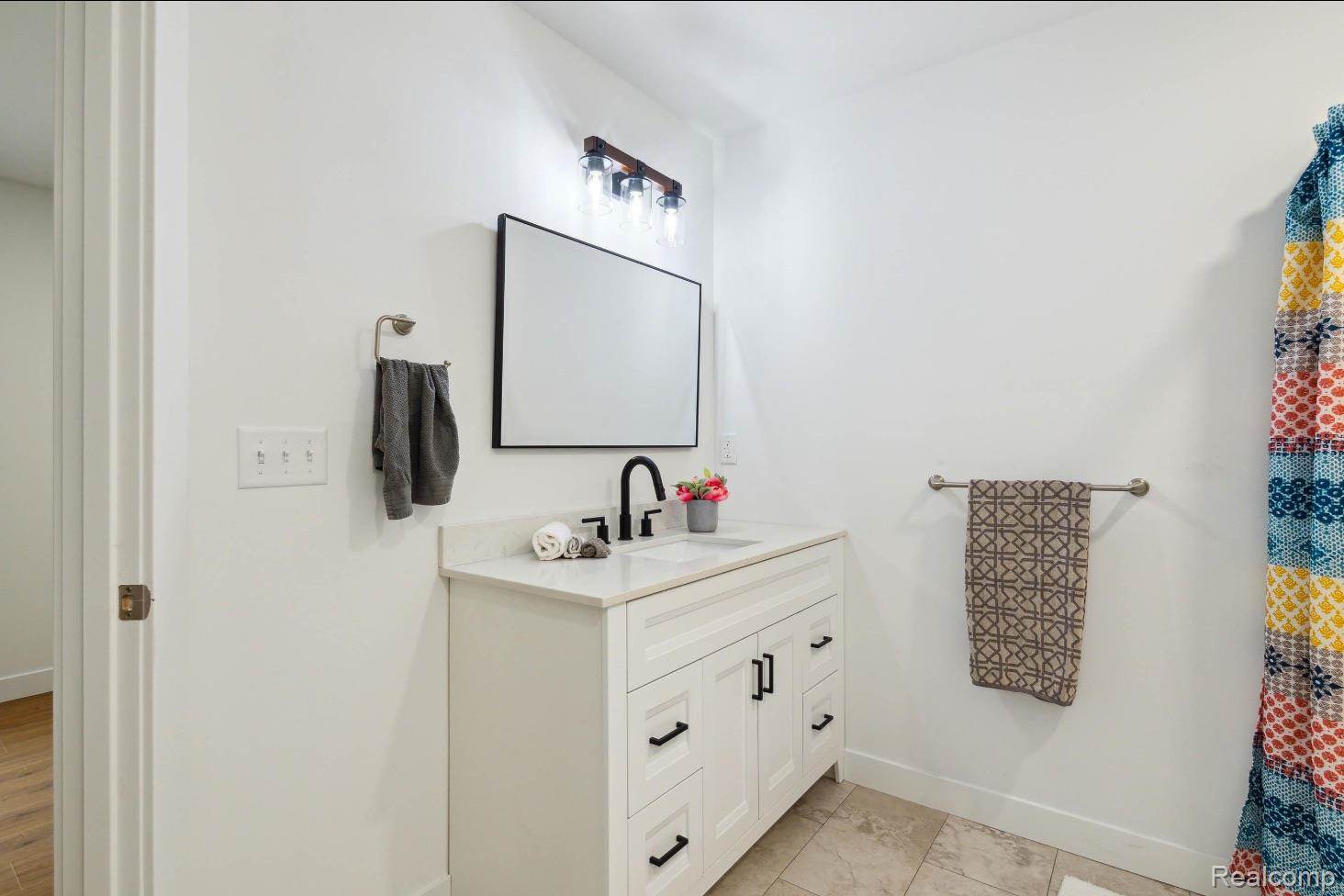 14434 Louisa Drive, VanBurenCharterTownship_Wayne, MI 48111