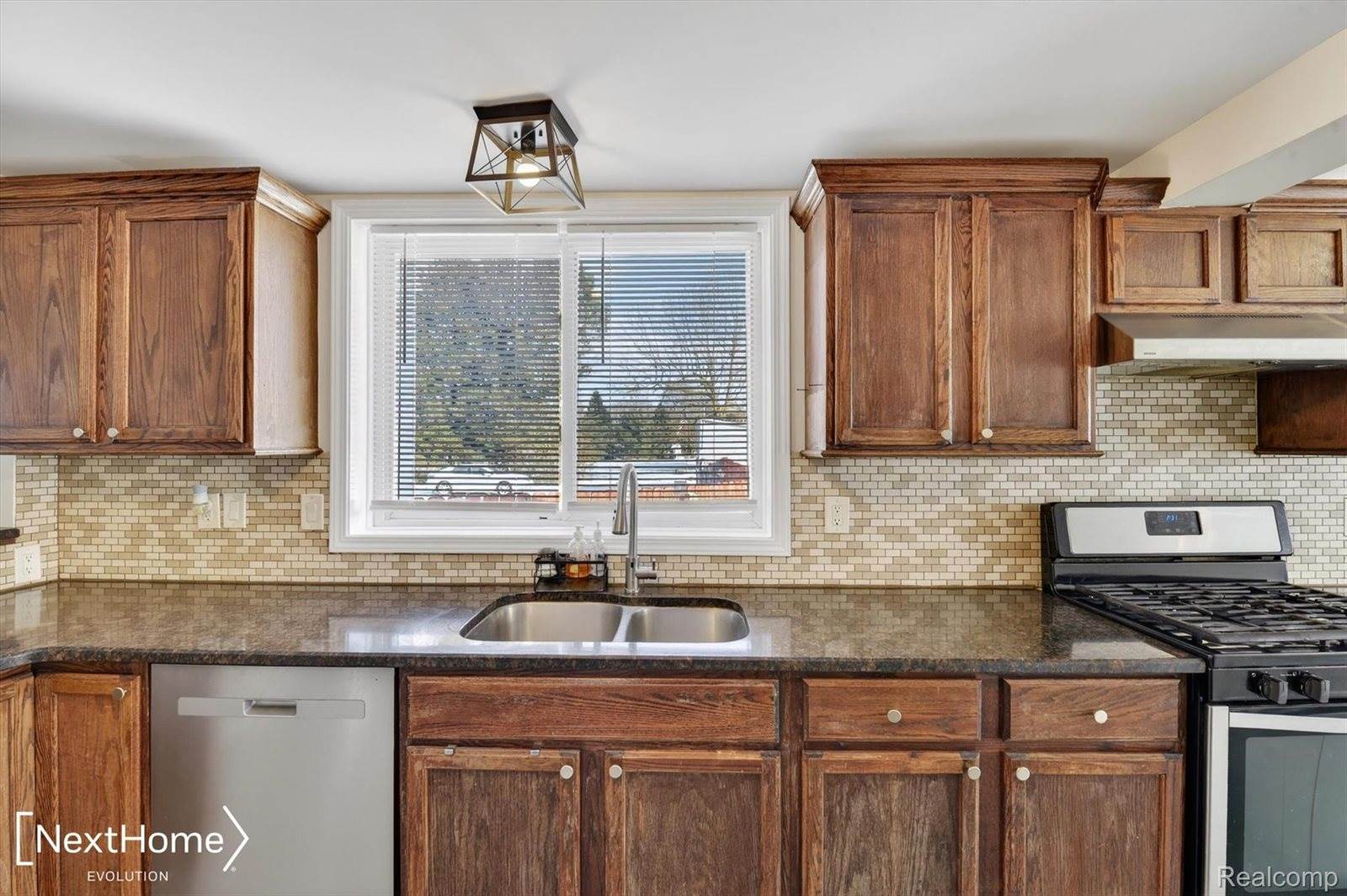 42205 East Huron River Drive, VanBurenCharterTownship_Wayne, MI 48111