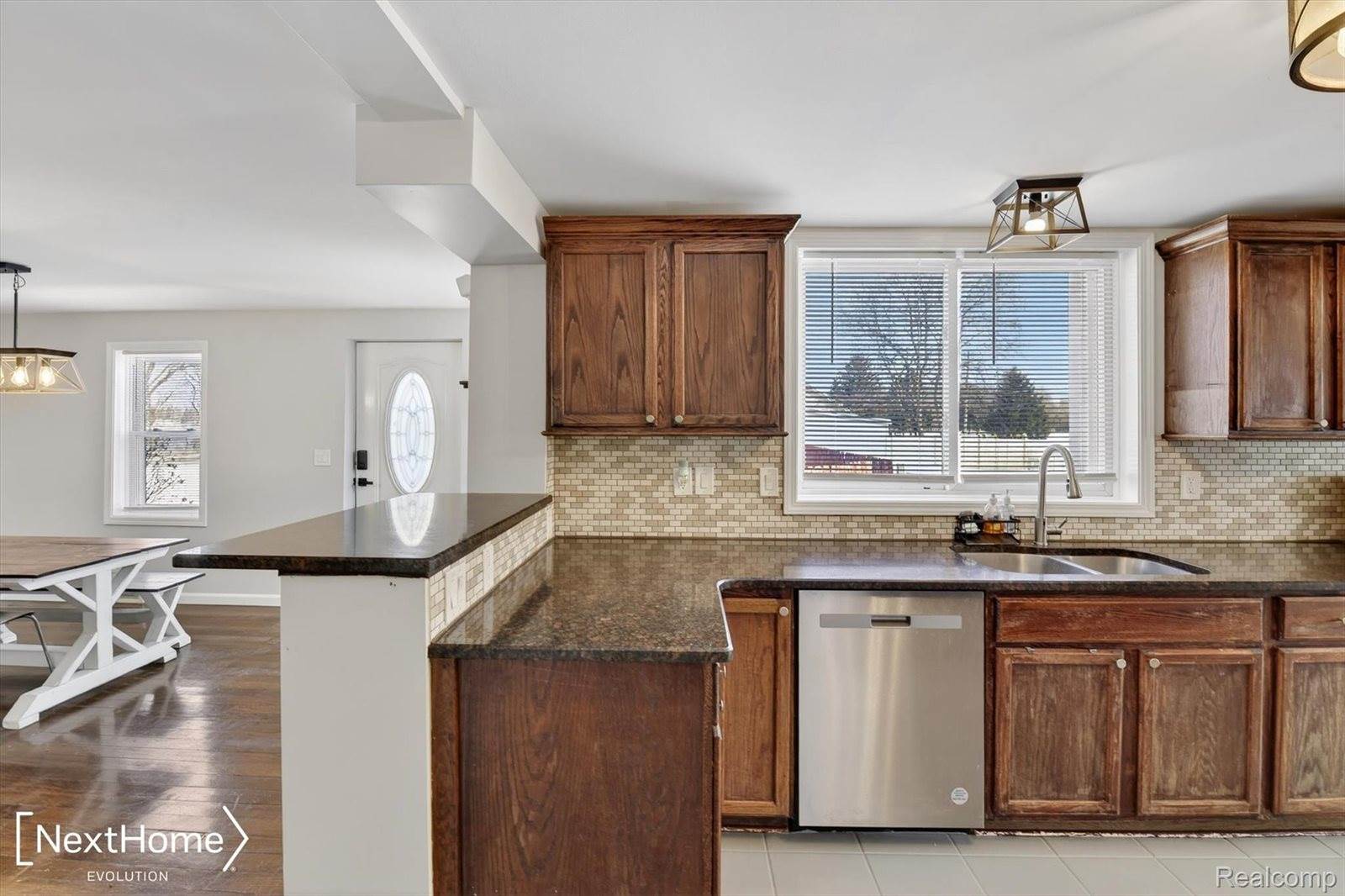 42205 East Huron River Drive, VanBurenCharterTownship_Wayne, MI 48111