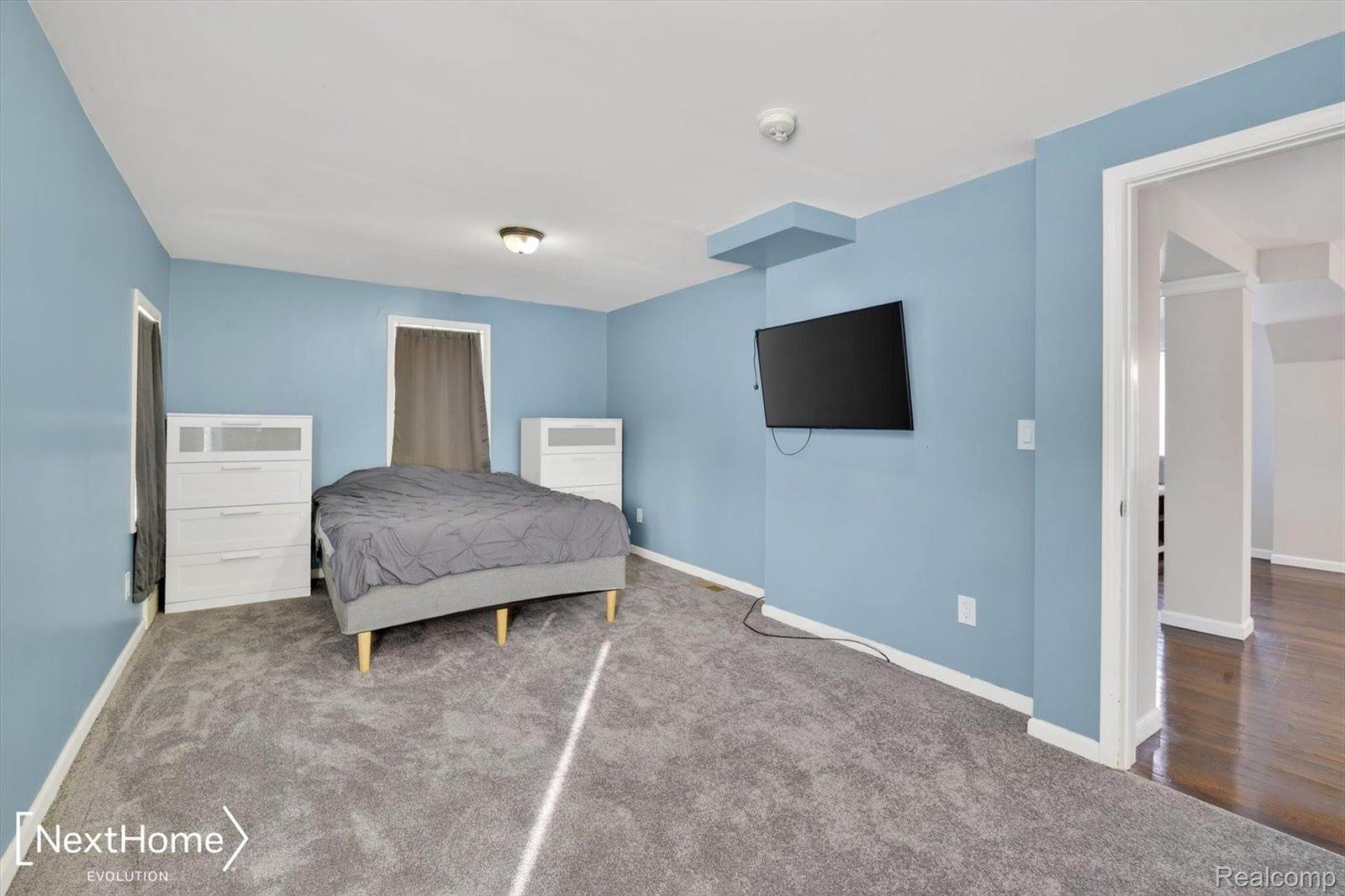 42205 East Huron River Drive, VanBurenCharterTownship_Wayne, MI 48111