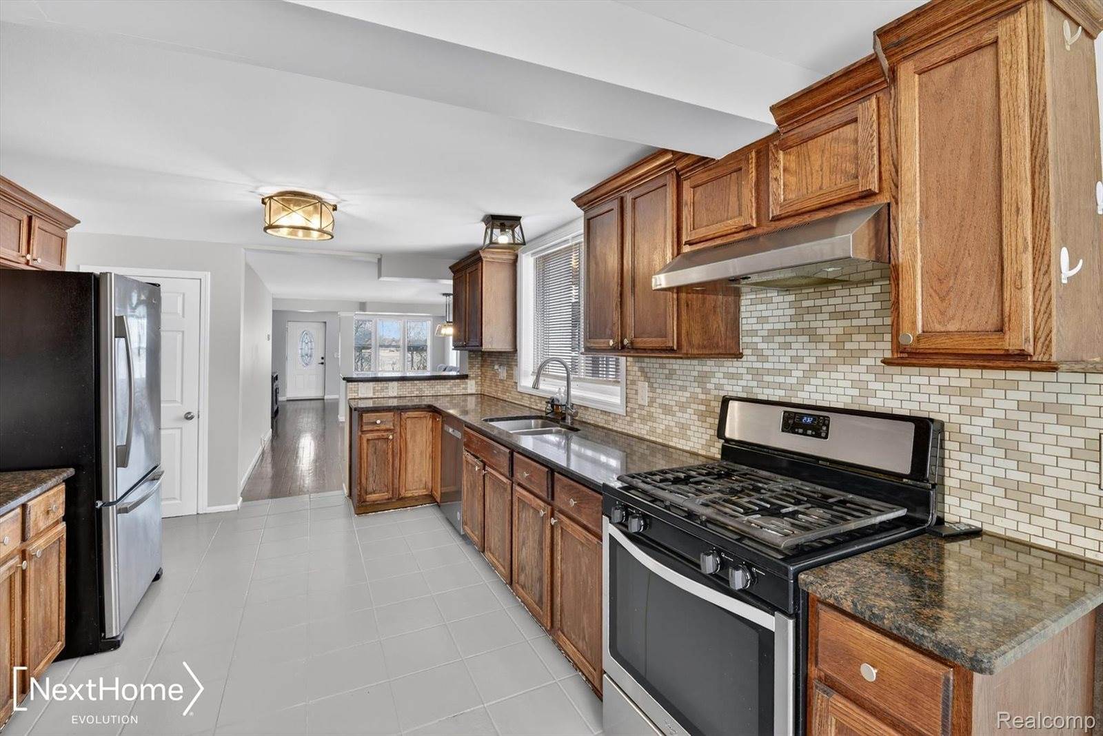 42205 East Huron River Drive, VanBurenCharterTownship_Wayne, MI 48111