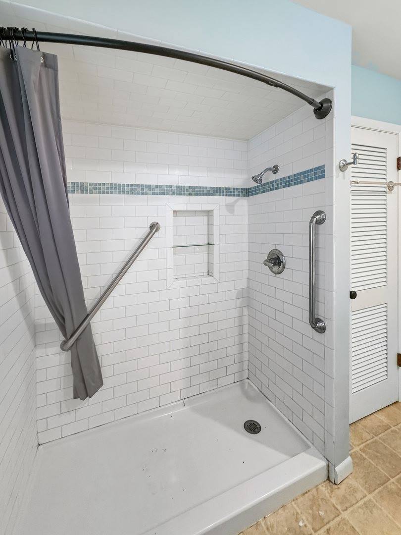 1734 West Stephenson Street, Freeport, IL 61032