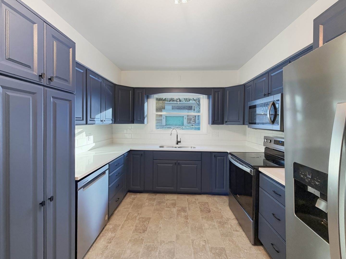 1734 West Stephenson Street, Freeport, IL 61032