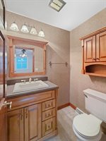 1734 West Stephenson Street, Freeport, IL 61032