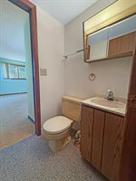 657 North Greenfield Drive, Freeport, IL 61032