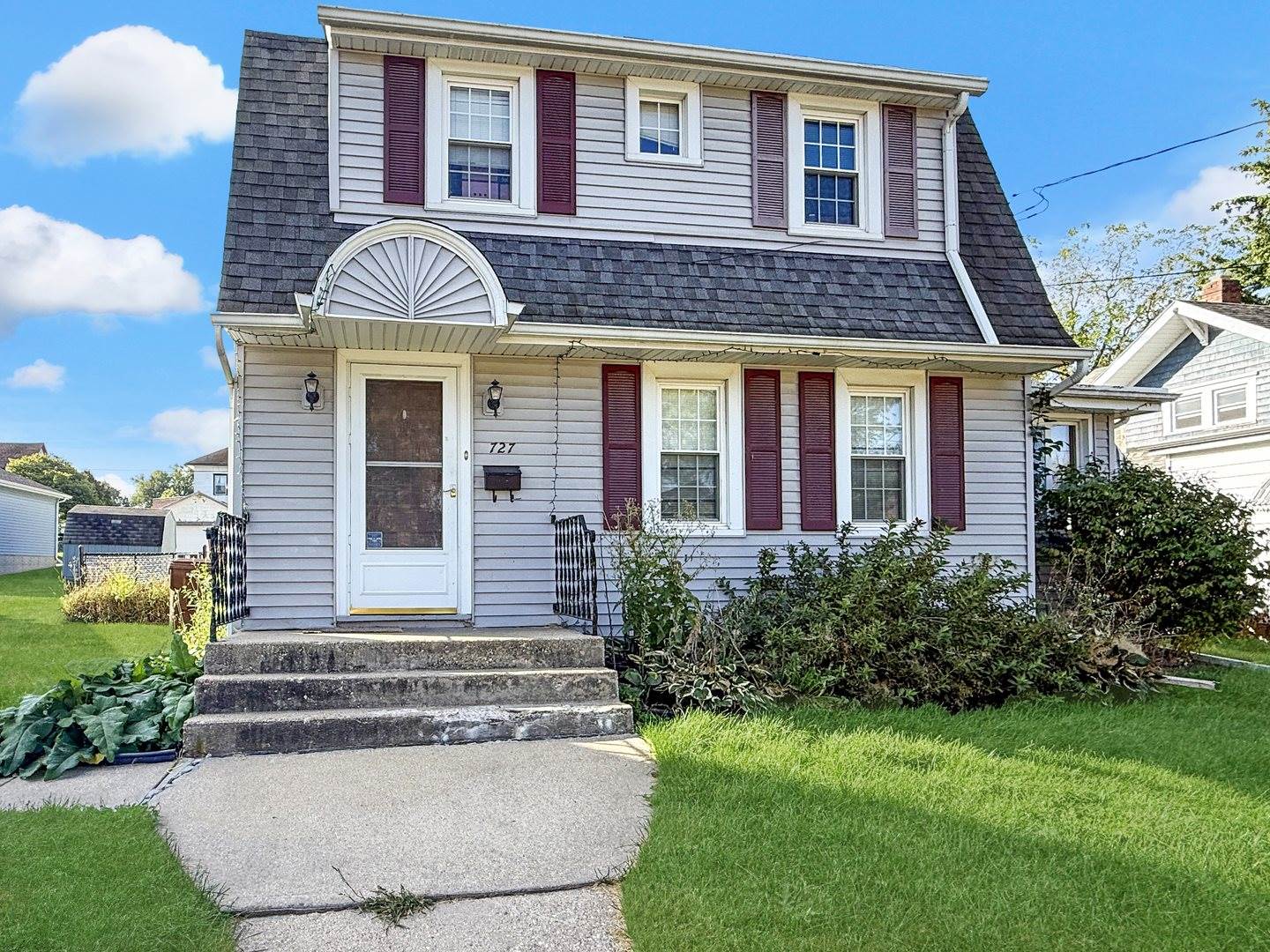 727 East Garden Street, Freeport, IL 61032
