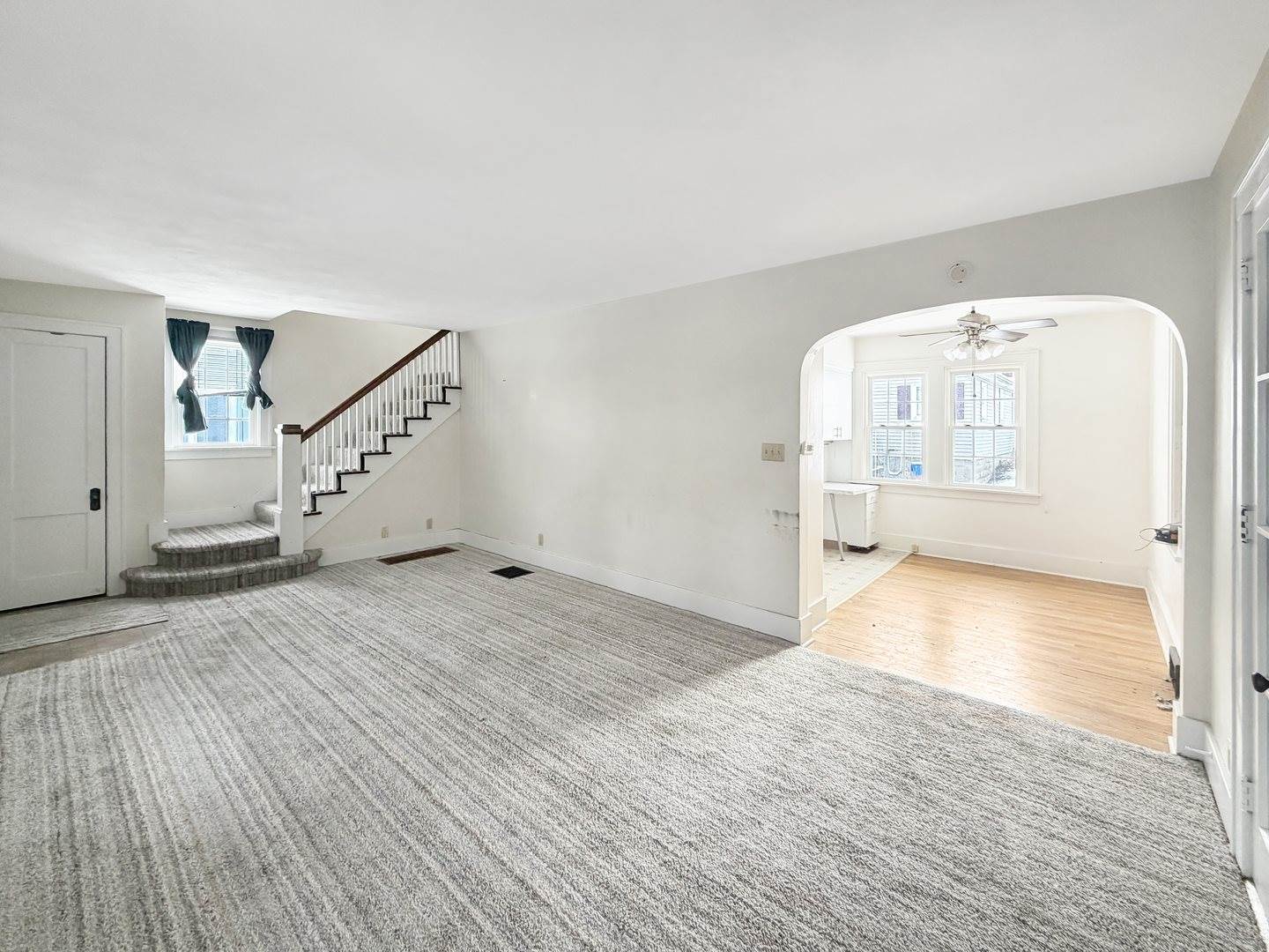 727 East Garden Street, Freeport, IL 61032