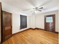 727 East Garden Street, Freeport, IL 61032