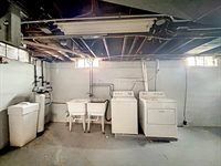 727 East Garden Street, Freeport, IL 61032