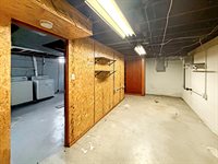 727 East Garden Street, Freeport, IL 61032