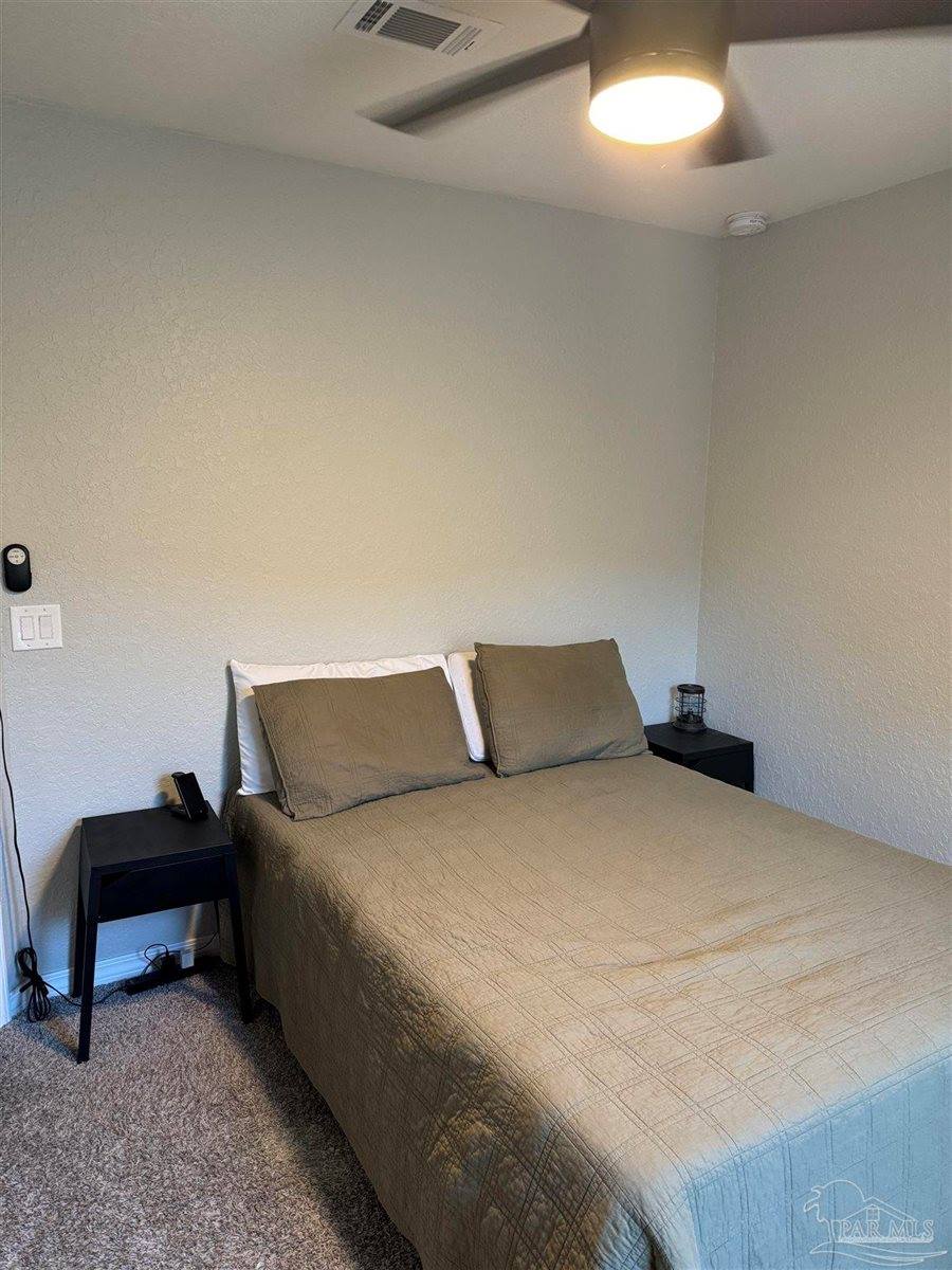 5710 Peach Dr, Milton, FL 32571