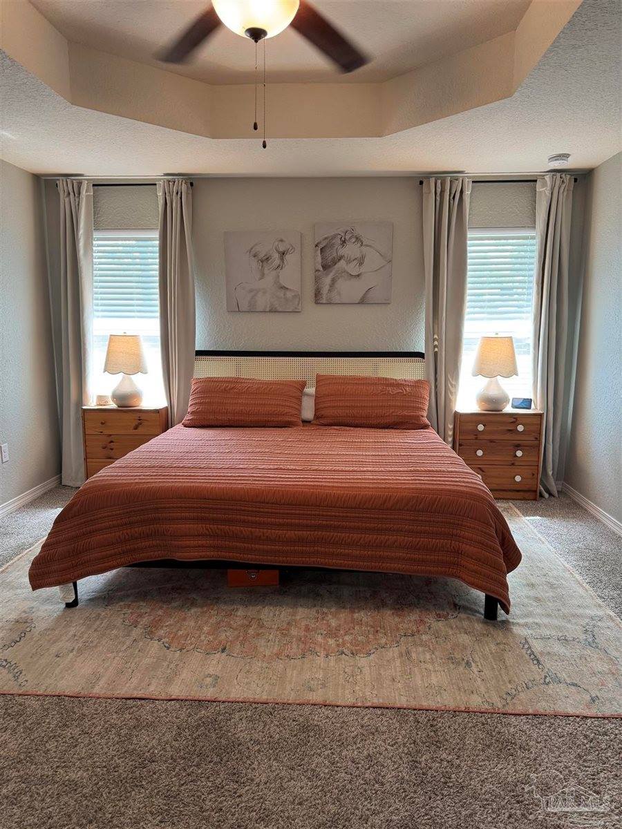 5710 Peach Dr, Milton, FL 32571