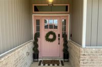 5710 Peach Dr, Milton, FL 32571