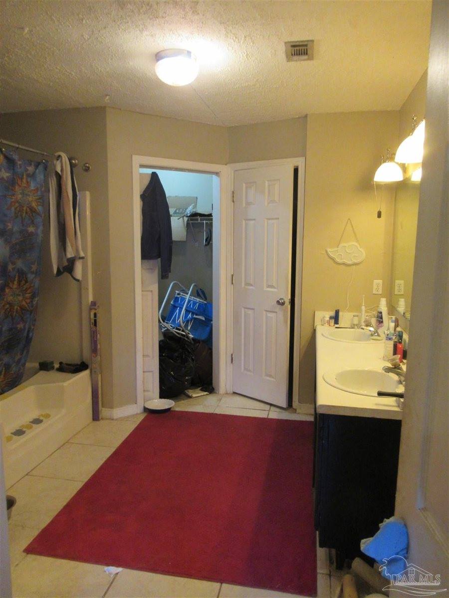 830 Merlin Ter, Pensacola, FL 32506