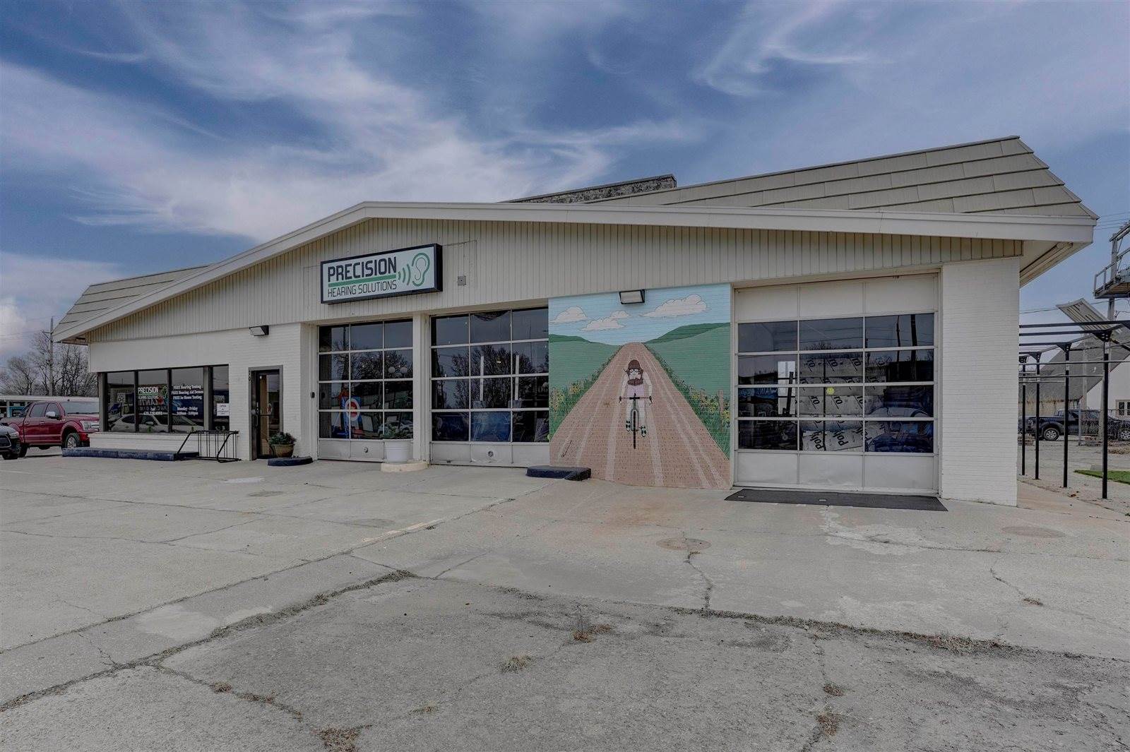 702 Main St, Winfield, KS 67156