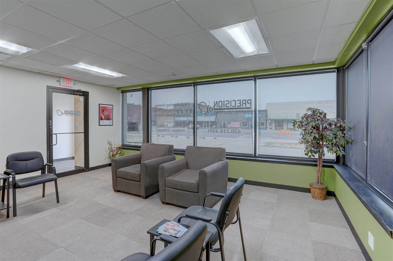 702 Main St, Winfield, KS 67156