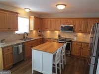 208 Northumberland Way, Warner Robins, GA 31088