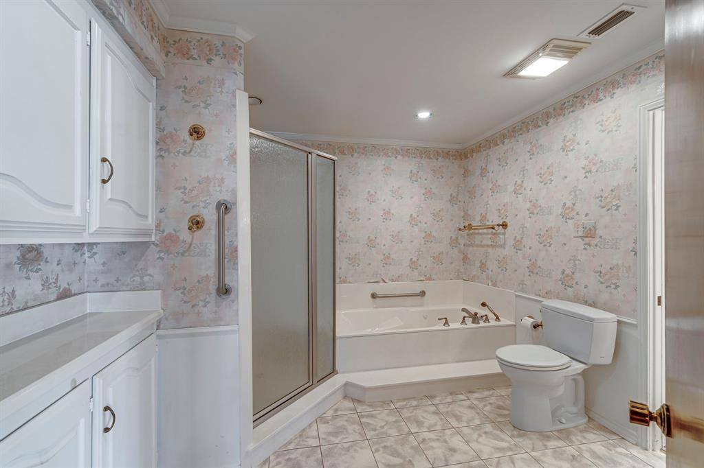 529 North Grand Avenue, Waxahachie, TX 75165