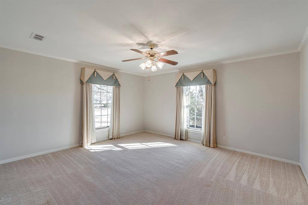 529 North Grand Avenue, Waxahachie, TX 75165