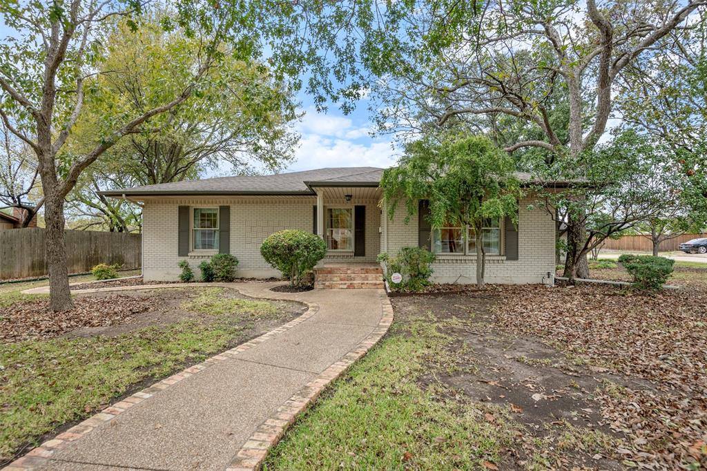 529 North Grand Avenue, Waxahachie, TX 75165