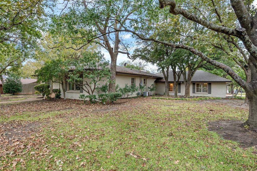 529 North Grand Avenue, Waxahachie, TX 75165