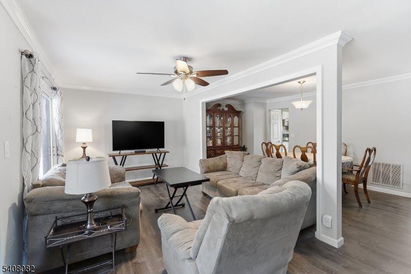 108 Windsor Ct, Hillsborough Township, NJ 08844