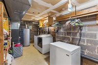 108 Windsor Ct, Hillsborough Township, NJ 08844