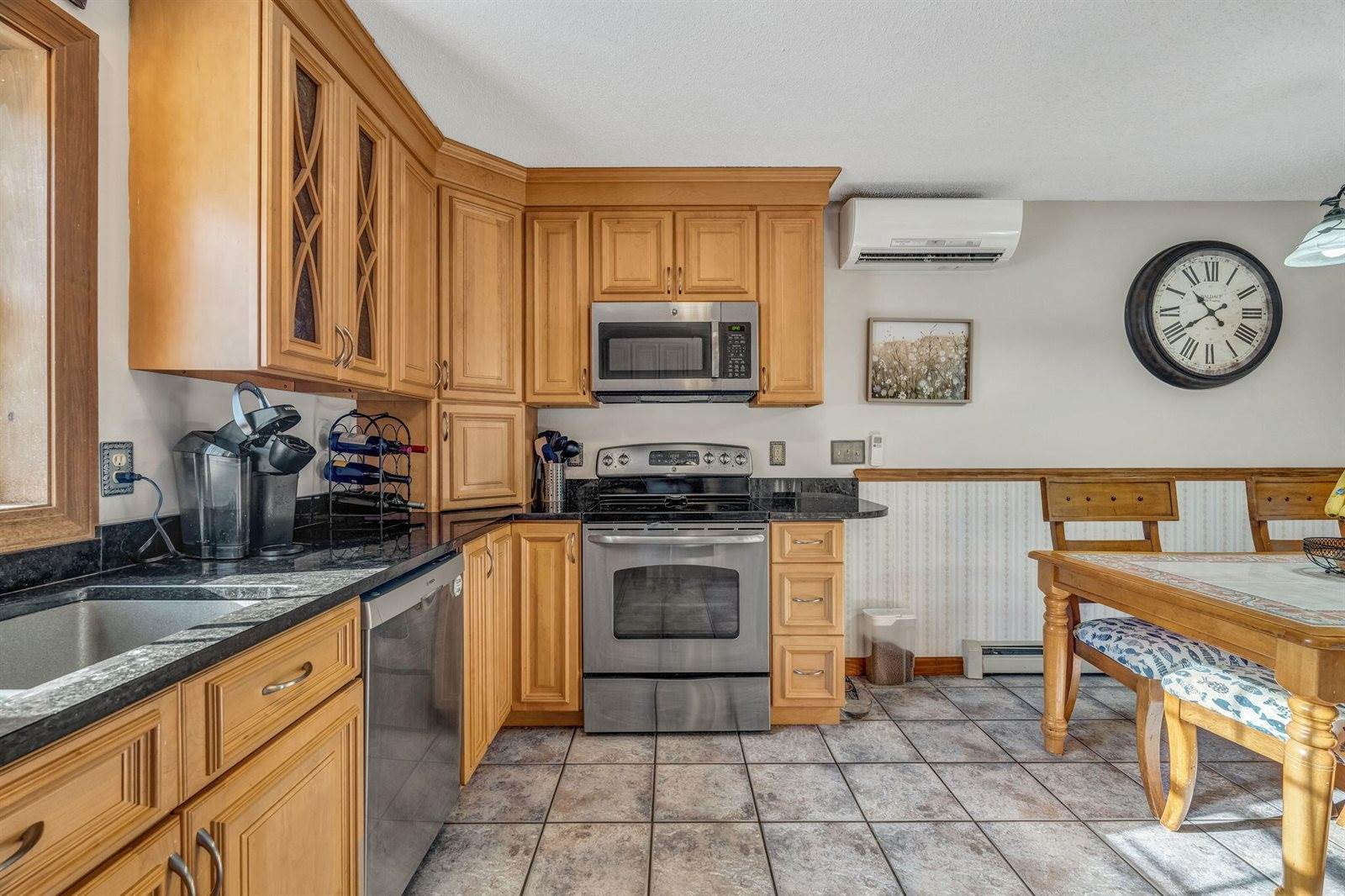 59 Kidder Hill Road, Holden, ME 04429