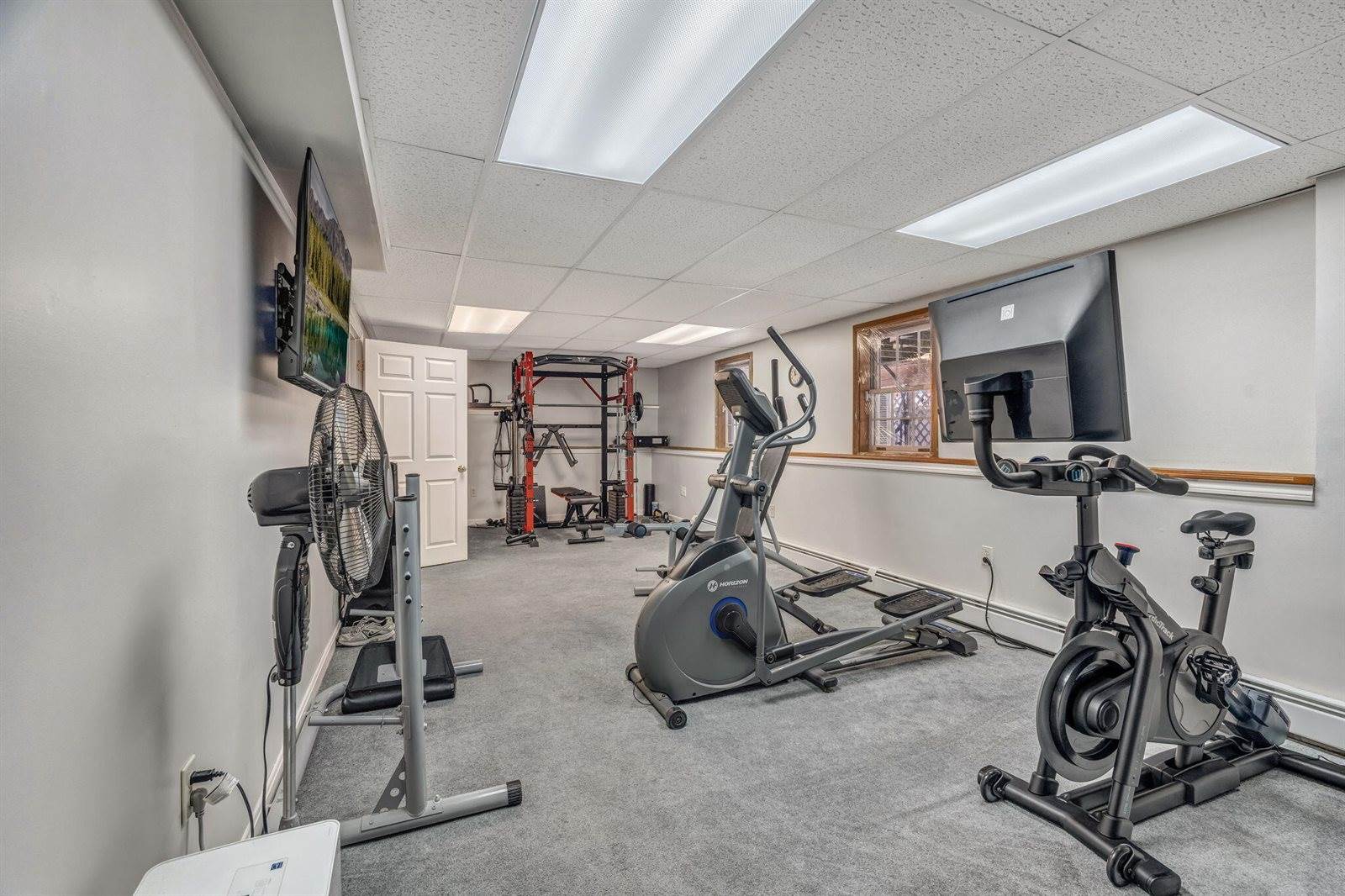 59 Kidder Hill Road, Holden, ME 04429