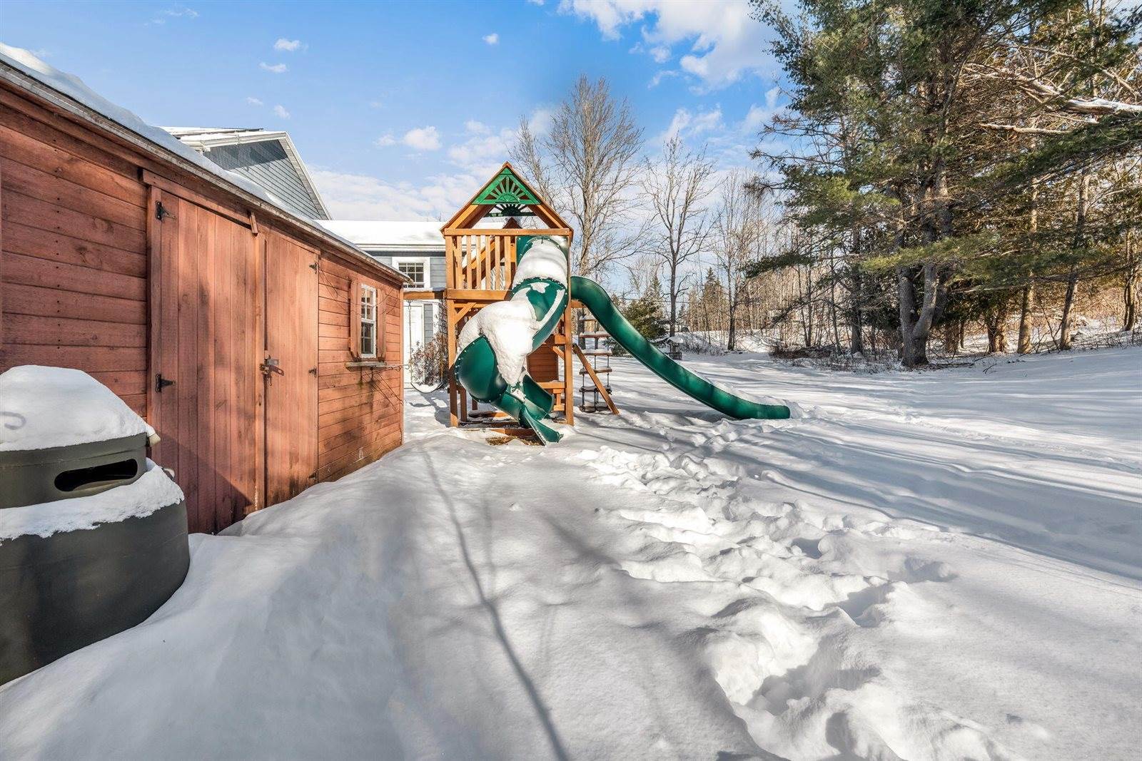 59 Kidder Hill Road, Holden, ME 04429