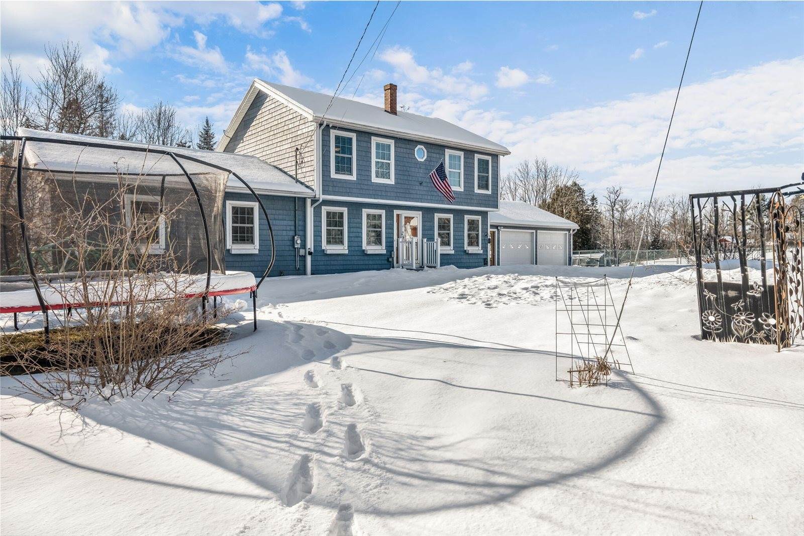 59 Kidder Hill Road, Holden, ME 04429