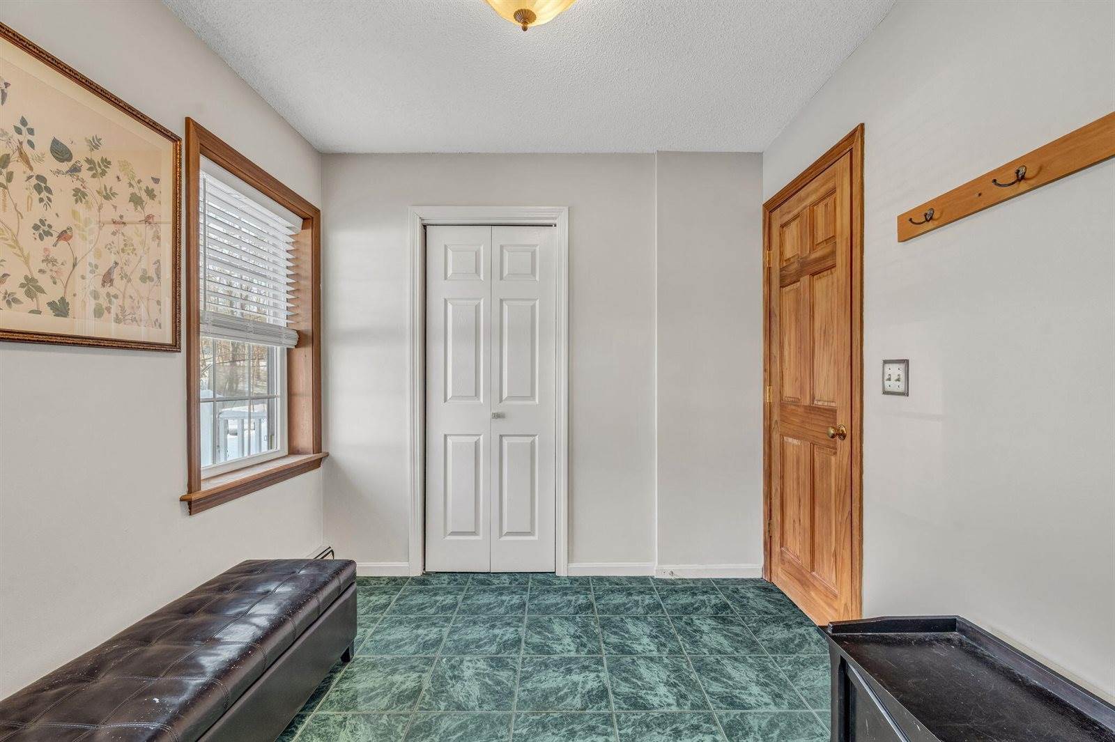 59 Kidder Hill Road, Holden, ME 04429