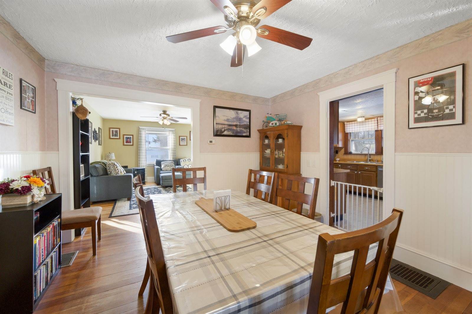 119 Commercial Street, Hartland, ME 04943