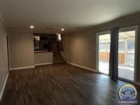 3855 SW Gamwell RD, Topeka, KS 66610