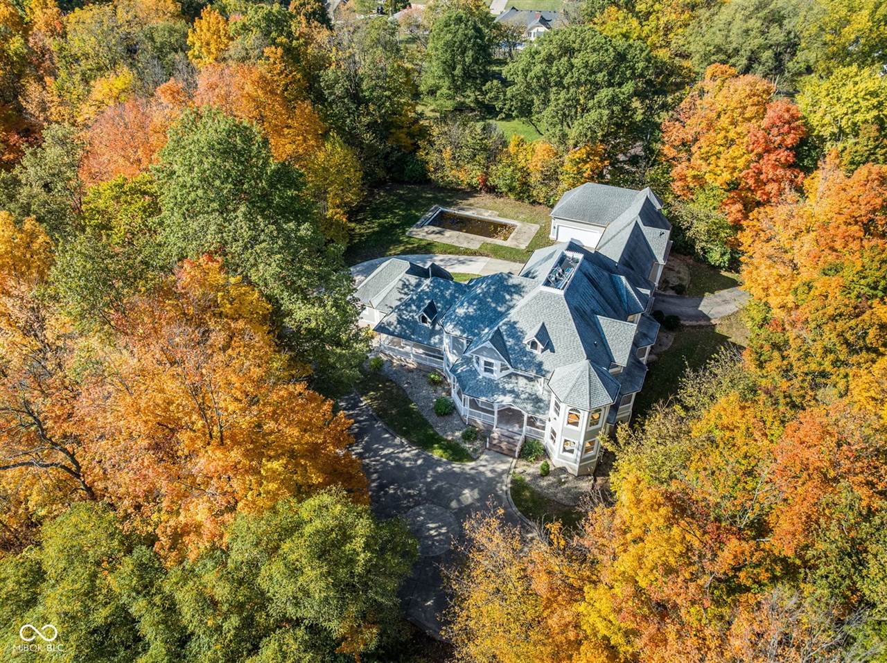 15 South Creedmoor Way, Anderson, IN 46011