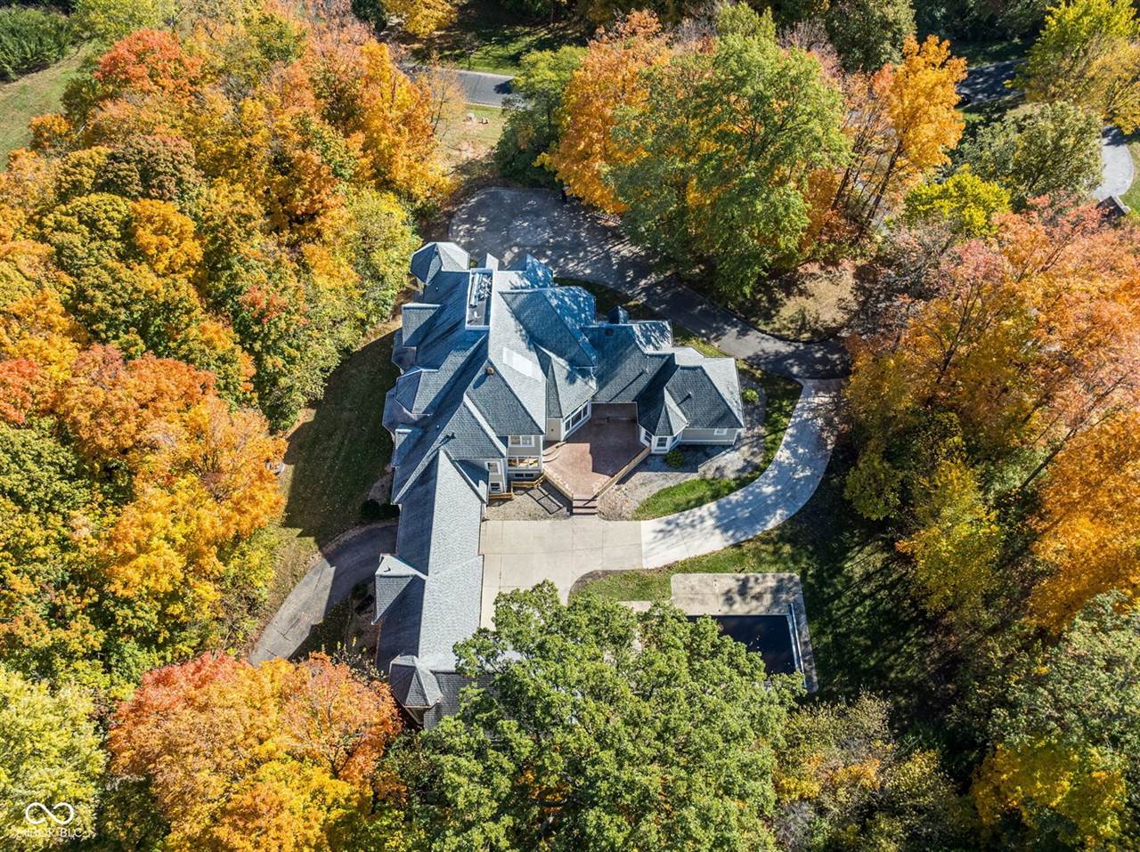 15 South Creedmoor Way, Anderson, IN 46011