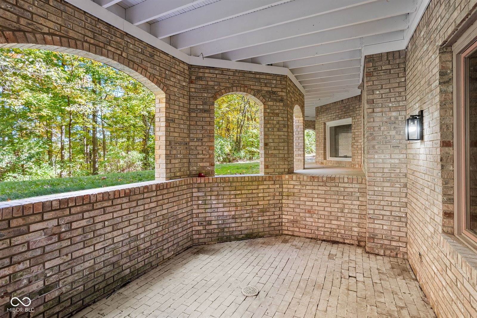 15 South Creedmoor Way, Anderson, IN 46011