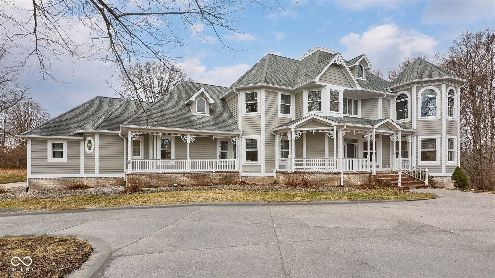 15 South Creedmoor Way, Anderson, IN 46011