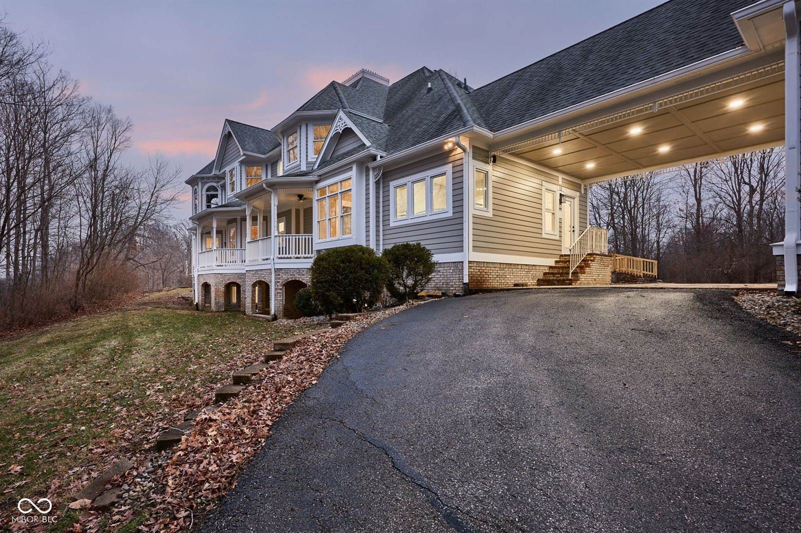 15 South Creedmoor Way, Anderson, IN 46011