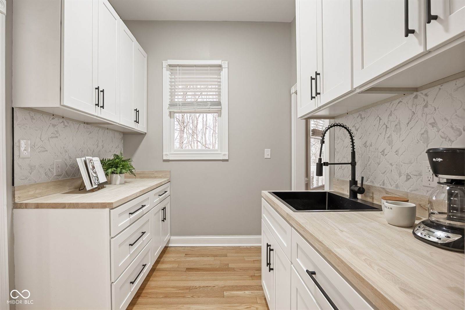 15 South Creedmoor Way, Anderson, IN 46011