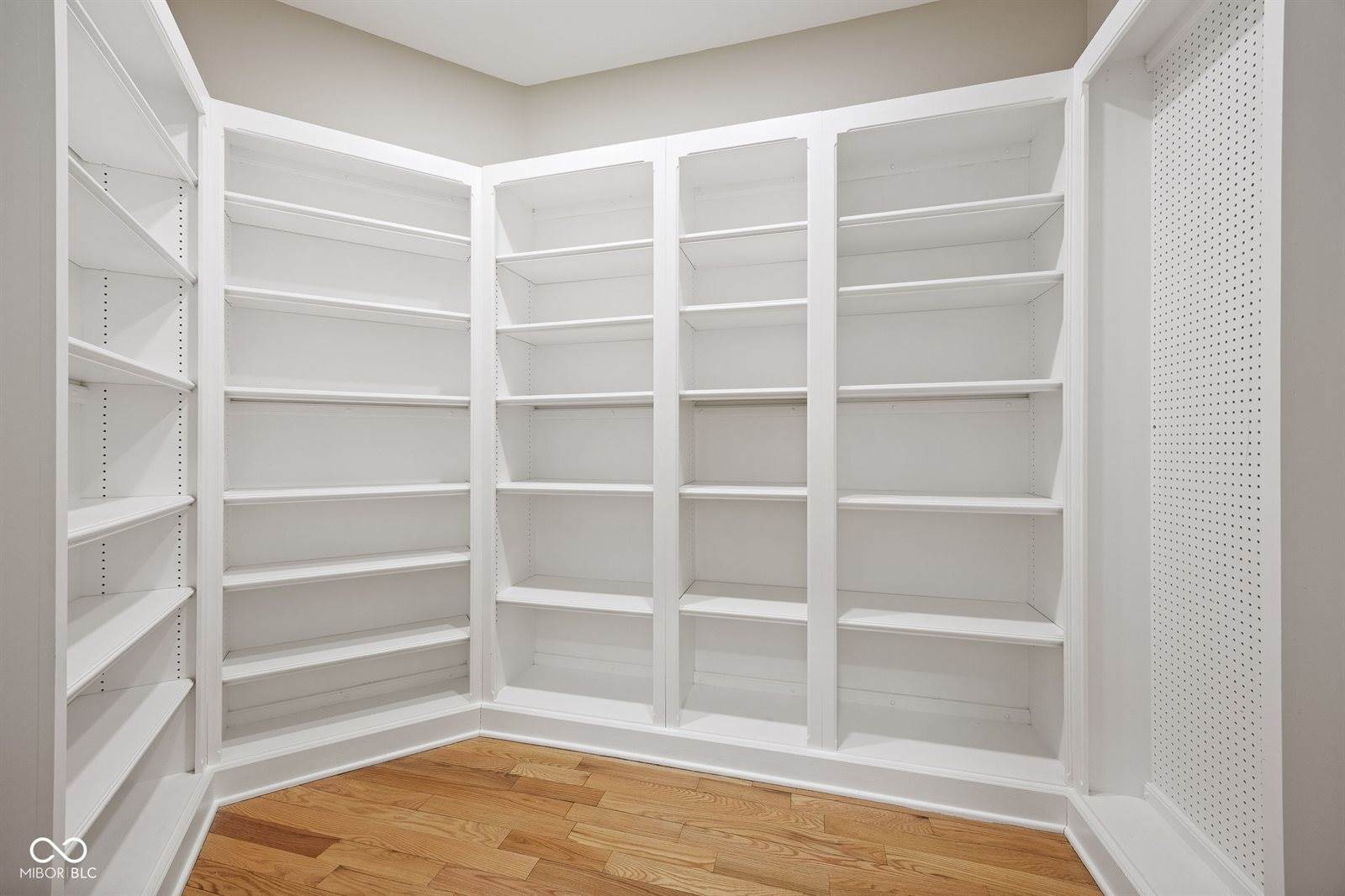 15 South Creedmoor Way, Anderson, IN 46011