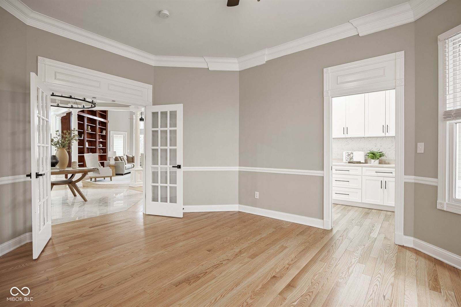 15 South Creedmoor Way, Anderson, IN 46011